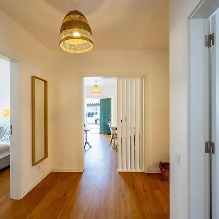 Casa Da Vigia-casa Com Jardim A 4 Min Da * أدوس كونهادوس