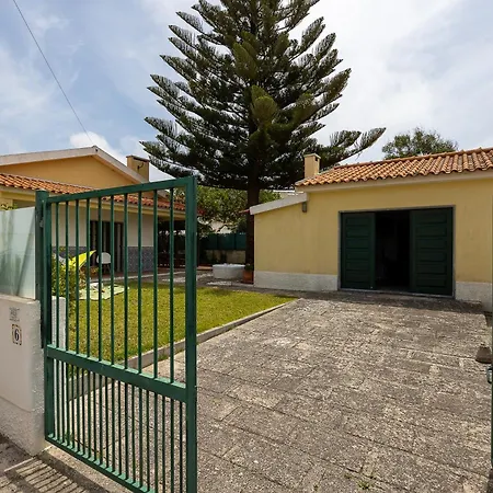 بيت للعطل Casa Da Vigia-casa Com Jardim A 4 Min Da *
