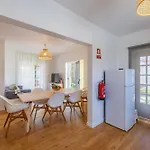 Casa Da Vigia - Santa Cruz - Casa Com Jardim A 4 Min Da *