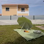 Casa Da Vigia - Santa Cruz - Casa Com Jardim A 4 Min Da Сasa de vacaciones A dos Cunhados