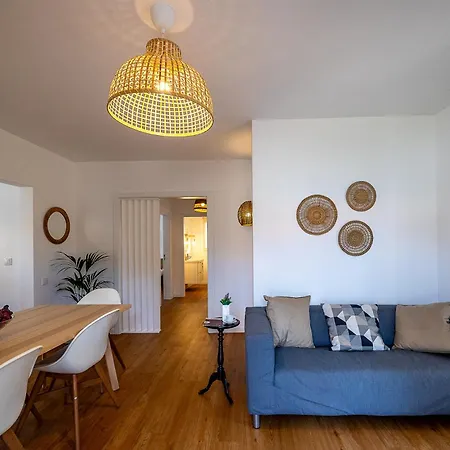 Casa Da Vigia-casa Com Jardim A 4 Min Da * A dos Cunhados