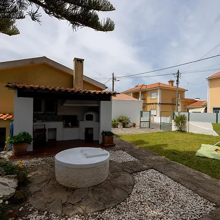 Casa vacanze Casa Da Vigia - Santa Cruz - Casa Com Jardim A 4 Min Da A dos Cunhados