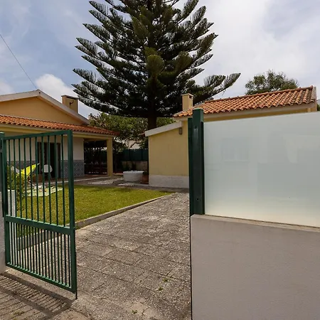 Casa Da Vigia - Santa Cruz - Casa Com Jardim A 4 Min Da A dos Cunhados